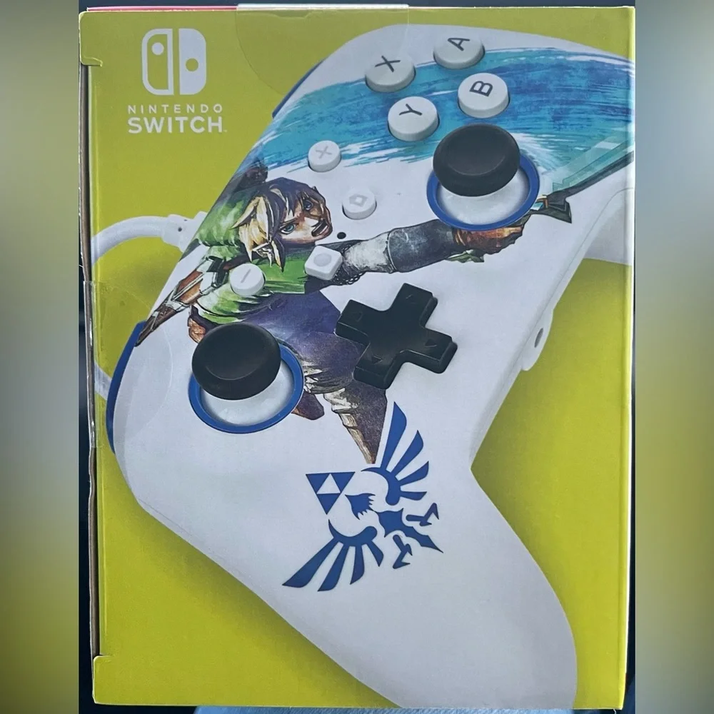 Nintendo switch Zelda controller and case set